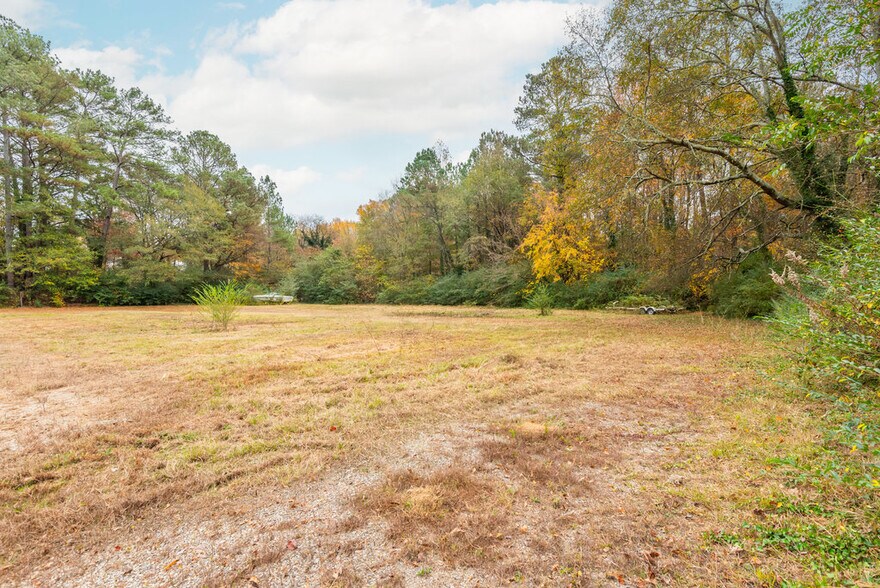 More Photos Of 2680 Martin Luther King Jr Dr SW, Atlanta Land For Sale