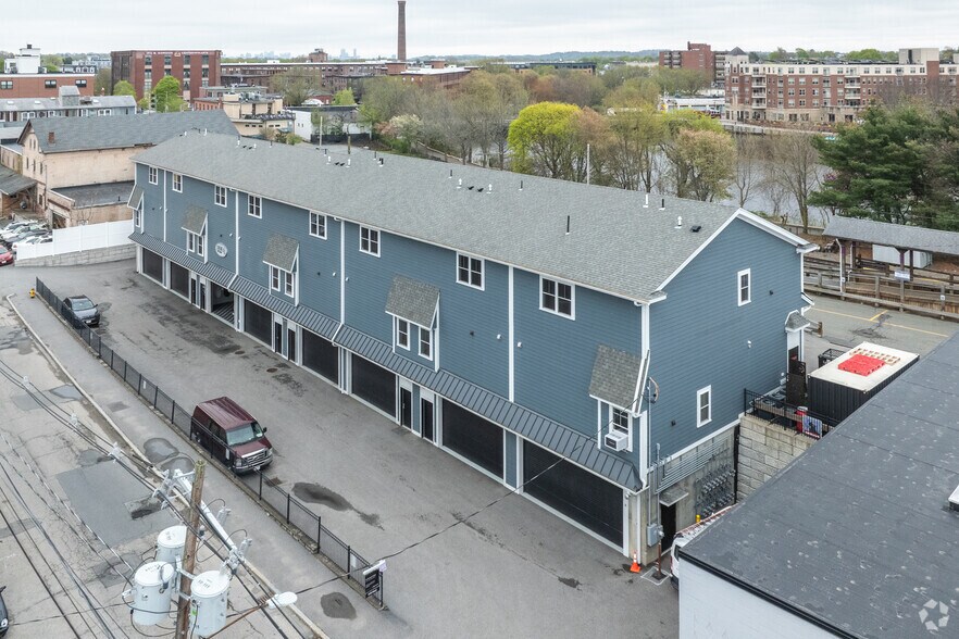More Photos Of 42 Felton St, Waltham Warehouse For Lease