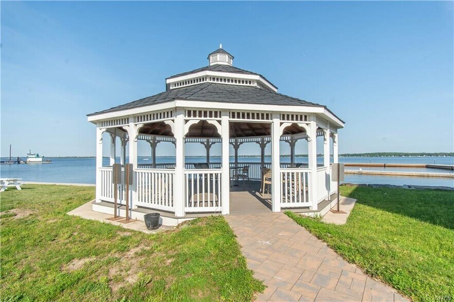 More Photos Of 18835 S Shore Rd, Three Mile Bay Restaurant For Sale