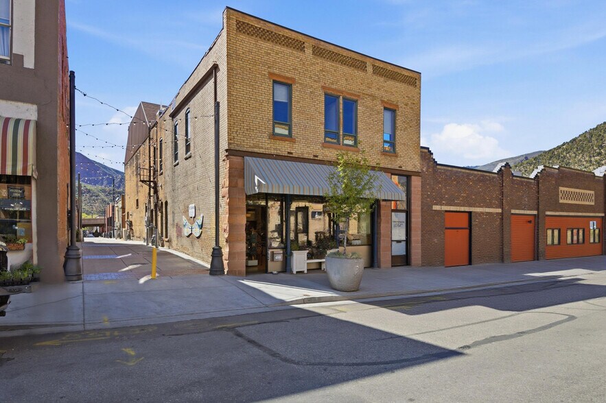 More Photos Of 713 Cooper Ave, Glenwood Springs General Retail For Sale
