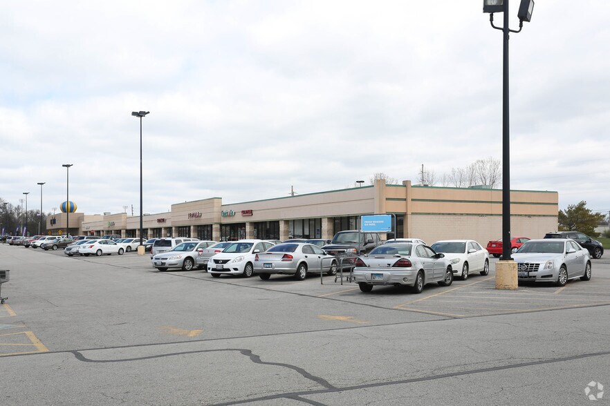 More Photos Of 100-110 Carlyle Plaza Dr, Belleville Unknown For Lease