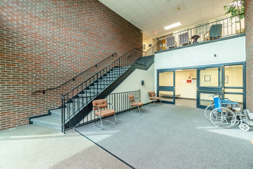 More Photos Of 80 West Ave, Brockport Medical For Lease