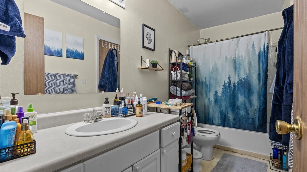 More Photos Of 804 & 812 W Cedar ct, Fruita Multifamily For Sale