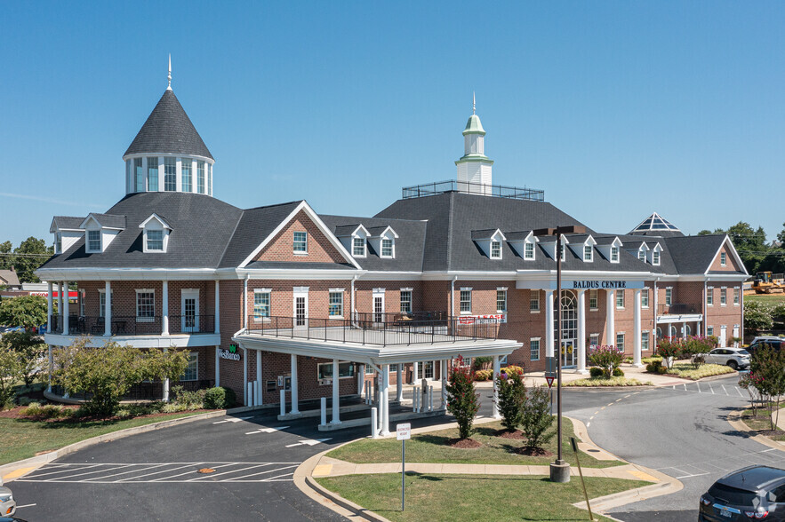 Primary Photo Of 101 Charles St, La Plata Medical For Lease