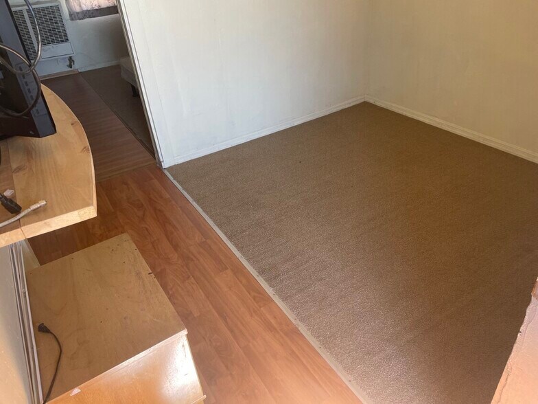 More Photos Of 2091 W 4th St, Reno Hotel For Sale