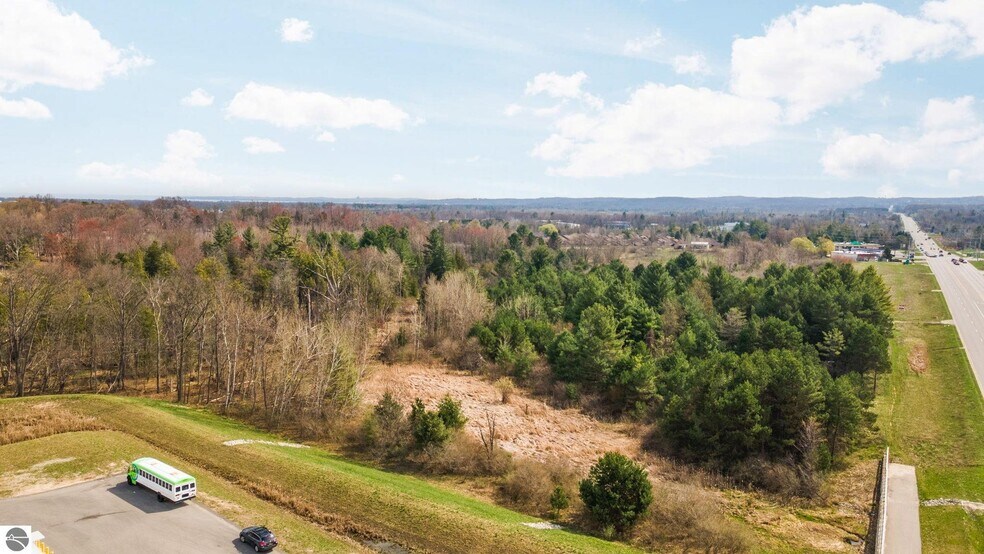 More Photos Of 2051 Garfield Ave, Traverse City Land For Sale