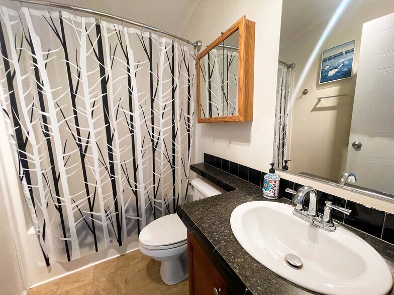 25338 US Highway 270, Woodward, OK 73801 Manufactured Housing Mobile