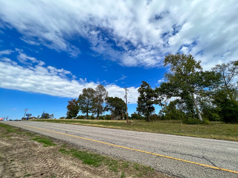 More Photos Of 730 Interstate 45 S, Huntsville Land For Sale