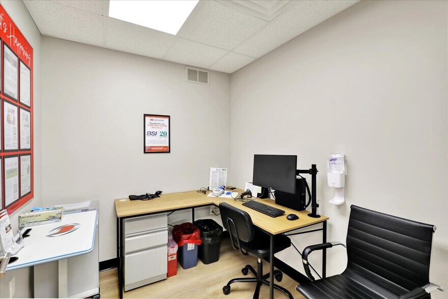 More Photos Of 2745A Leisczs Bridge Rd, Reading Industrial For Sale