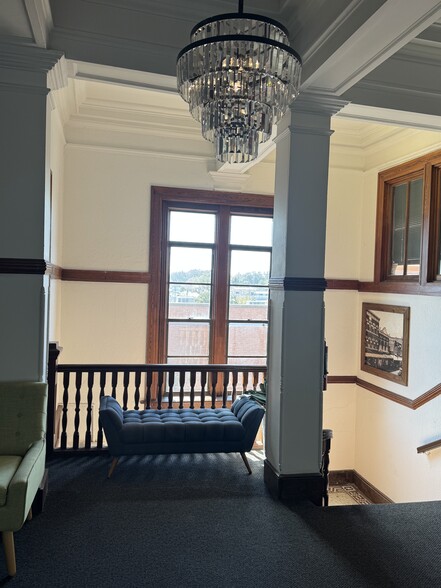 More Photos Of 44 SE 1st Ave, Ocala Office For Lease