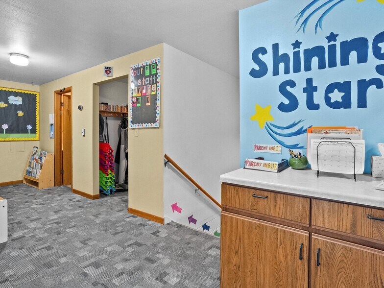 More Photos Of 1017 Laurel St, Marshfield Specialty For Sale