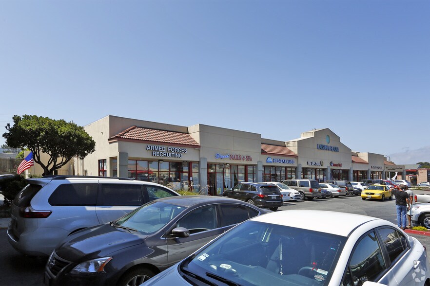 More Photos Of 1130 Fremont Blvd, Seaside Unknown For Lease