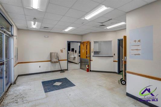 More Photos Of 114 Devaughn Ave, Montezuma Medical For Sale