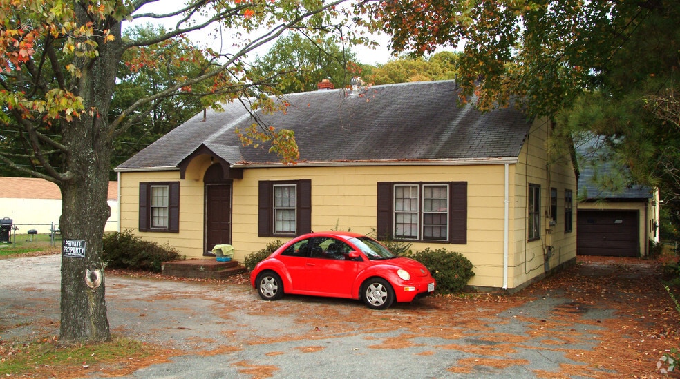 More Photos Of 10710 Jefferson Ave, Newport News Apartments For Sale