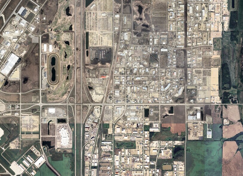 More Photos Of 1203 4th St, Nisku Manufacturing For Lease