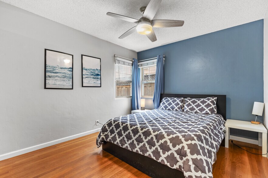 More Photos Of 4837 Castle Ave, San Diego Apartments For Sale