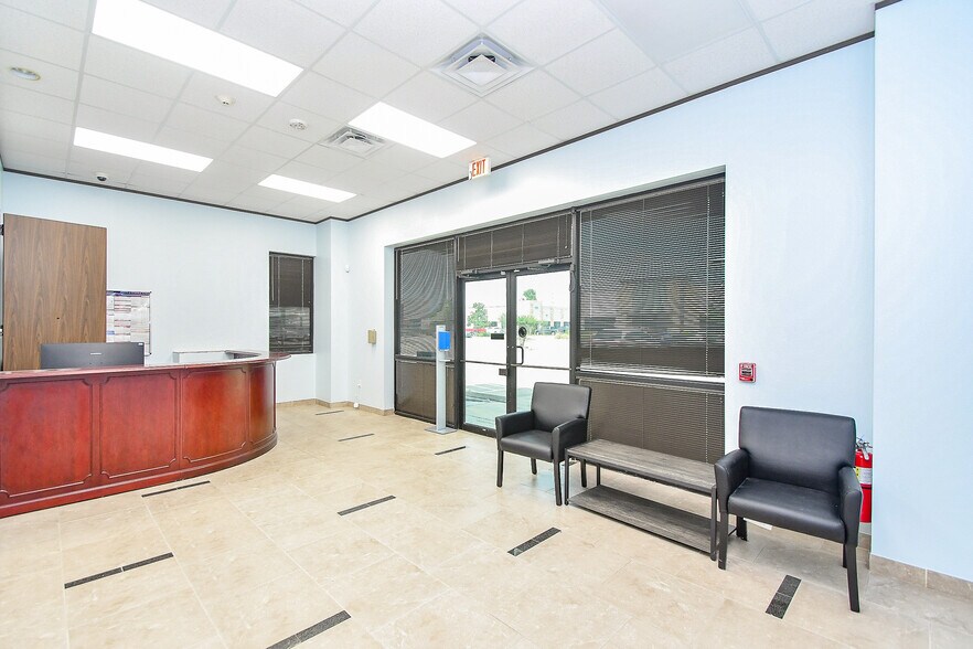 More Photos Of 15366 Park Row, Houston Office For Sale