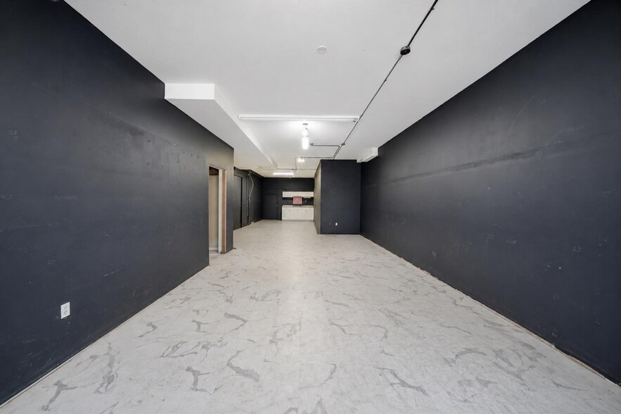 More Photos Of 3091 276 St, Langley General Retail For Lease
