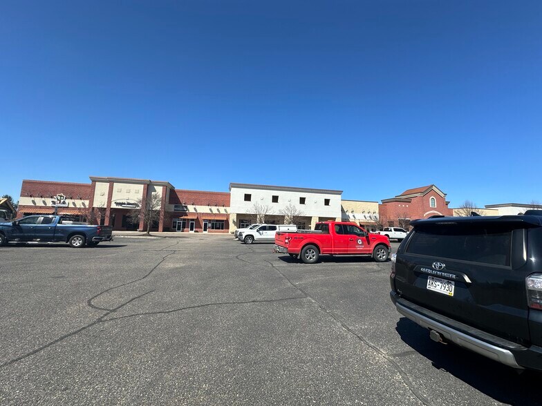 More Photos Of 3012-3066 Village Park Dr, Plover Freestanding For Lease