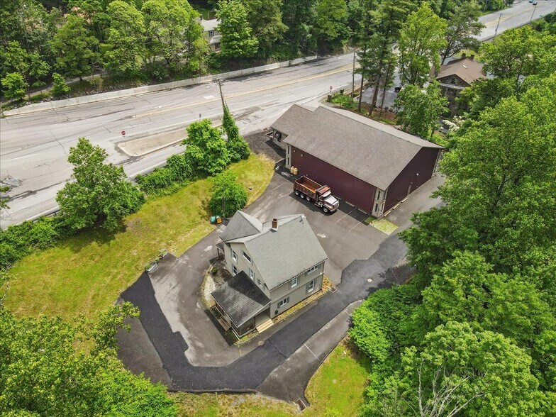 More Photos Of 842 PA Route 611, Swiftwater Storefront Retail Residential For Sale
