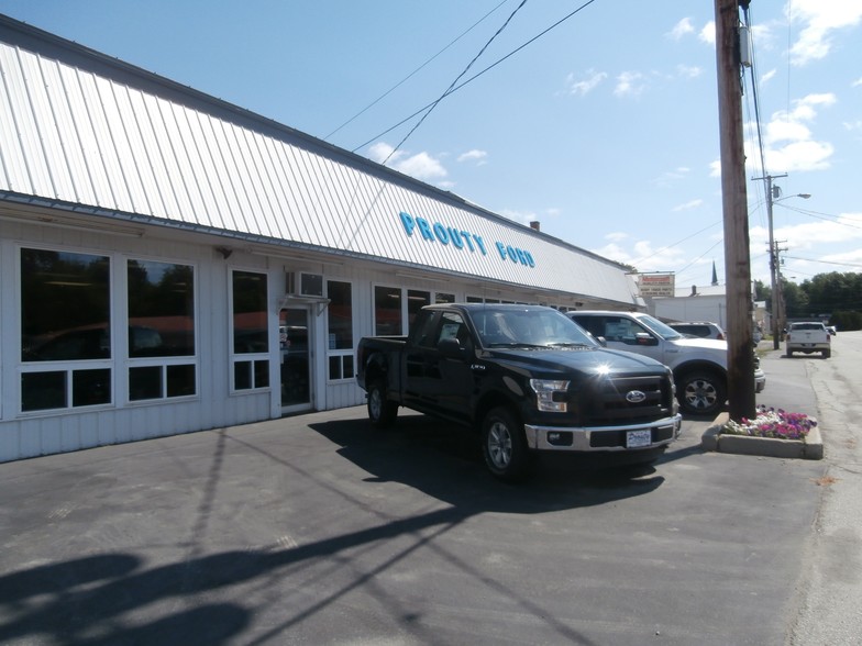 More Photos Of 19 Summer St, Dover-Foxcroft Auto Dealership For Sale