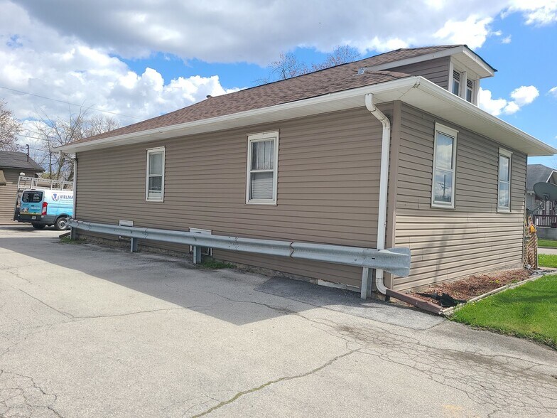 More Photos Of 3121 Chicago Rd, Steger Apartments For Sale