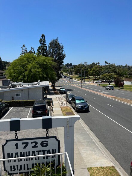 More Photos Of 1726 Manhattan Beach Blvd, Manhattan Beach Office For Lease