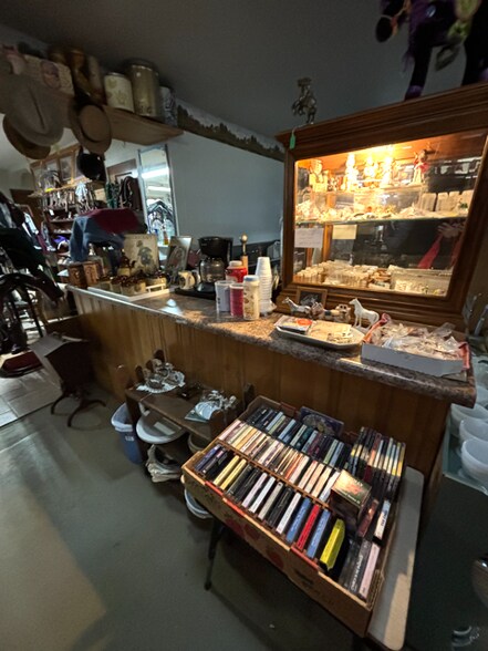 More Photos Of 5818 S Us-220 Hwy, Linden Freestanding For Sale