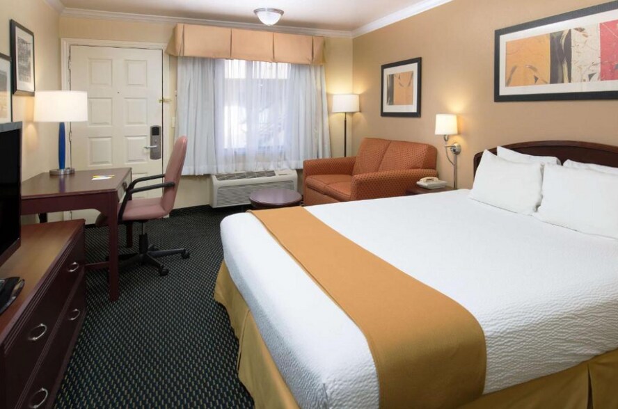 More Photos Of 2600 Appian Way, Pinole Hotel For Sale