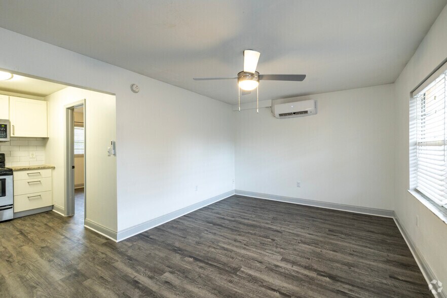 More Photos Of 1405 S Lorenzo Ave, Tampa Apartments For Sale