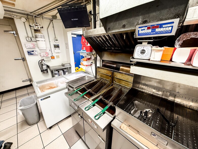 More Photos Of 1290 Front St, Forsyth Freestanding For Sale