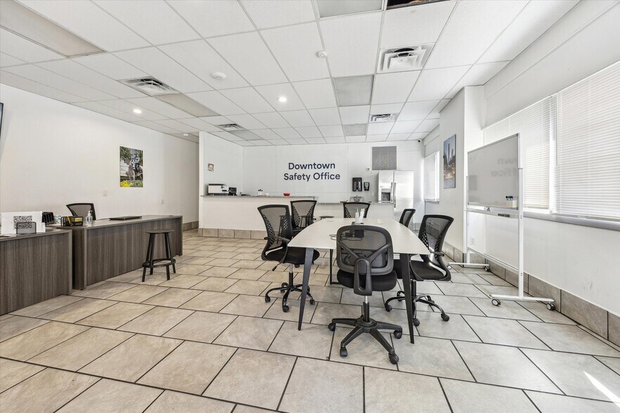 More Photos Of 417 San Jacinto St, Houston Specialty For Sale