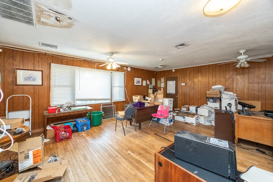 More Photos Of 1340 Pottstown Pike, West Chester General Retail For Sale