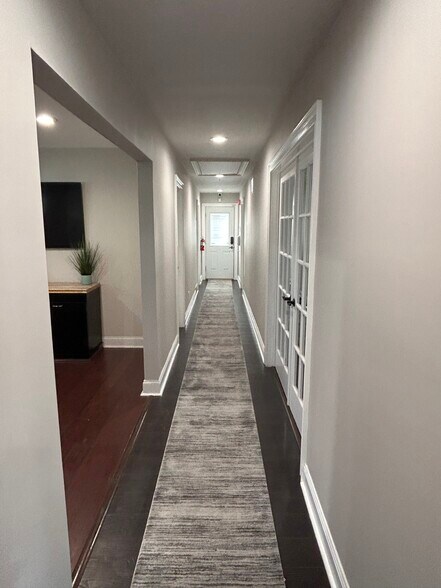 More Photos Of 513 N Black Horse Pike, Runnemede Medical For Lease