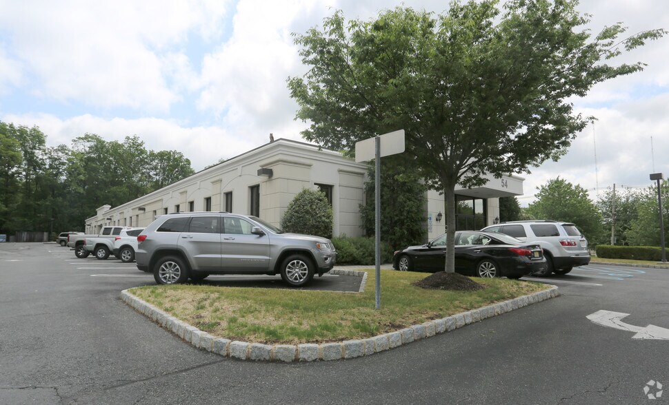 More Photos Of 54 Horsehill Rd, Cedar Knolls Medical For Lease