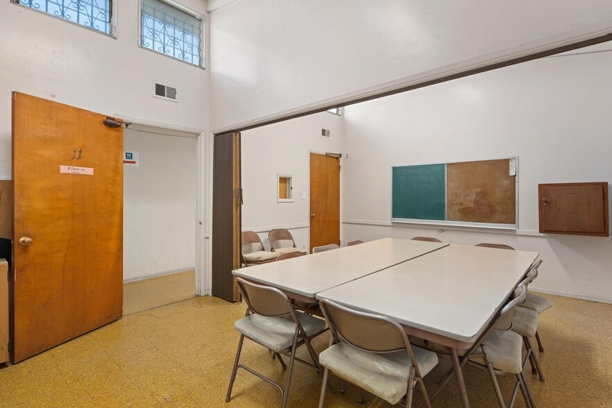 More Photos Of 1920 E St, San Diego Religious Facility For Sale