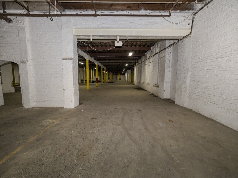 More Photos Of 1125-1151 N Front St, Catasauqua Warehouse For Sale