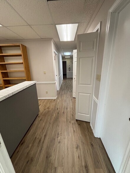 More Photos Of 4835 S Fulton Ave, Tulsa Medical For Lease