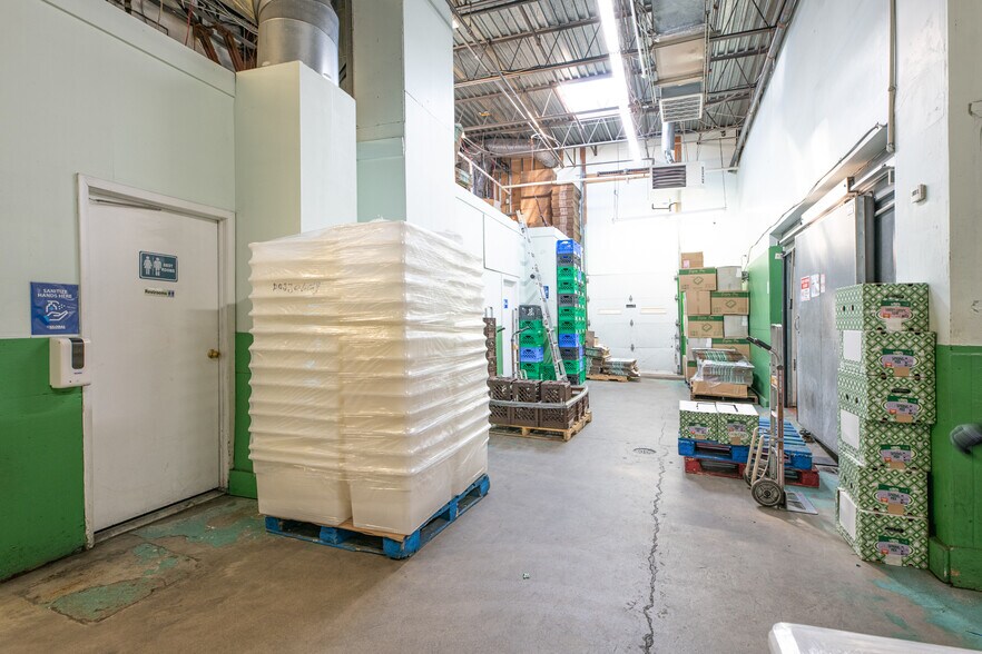 More Photos Of 310 Roosevelt Ave, Spring Valley Freestanding For Lease