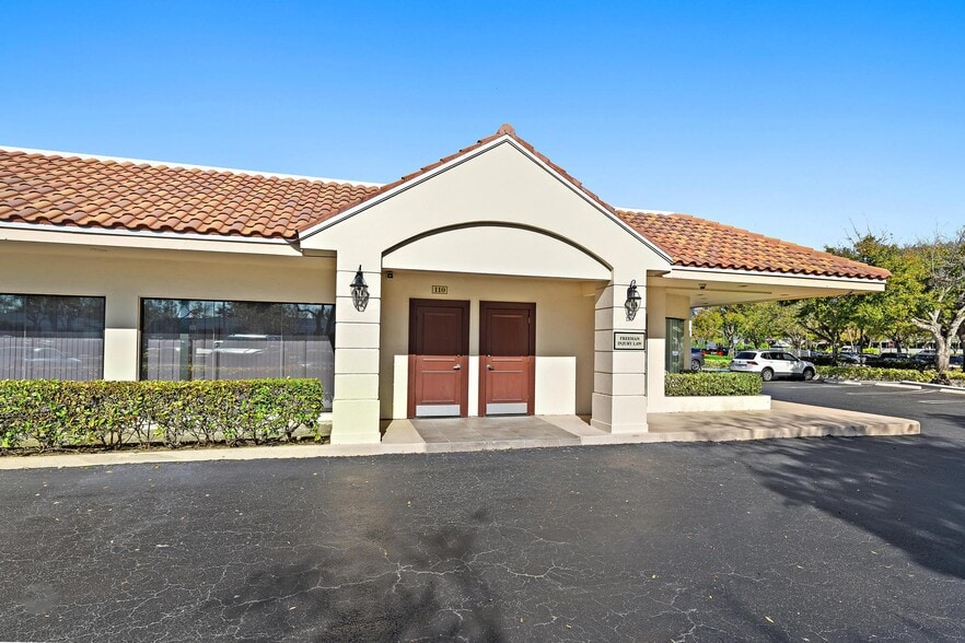 More Photos Of 5 Harvard Cir, West Palm Beach Office For Sale