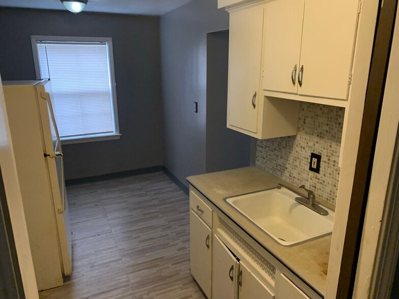 More Photos Of 2521 Noble Rd, Cleveland Heights Apartments For Sale