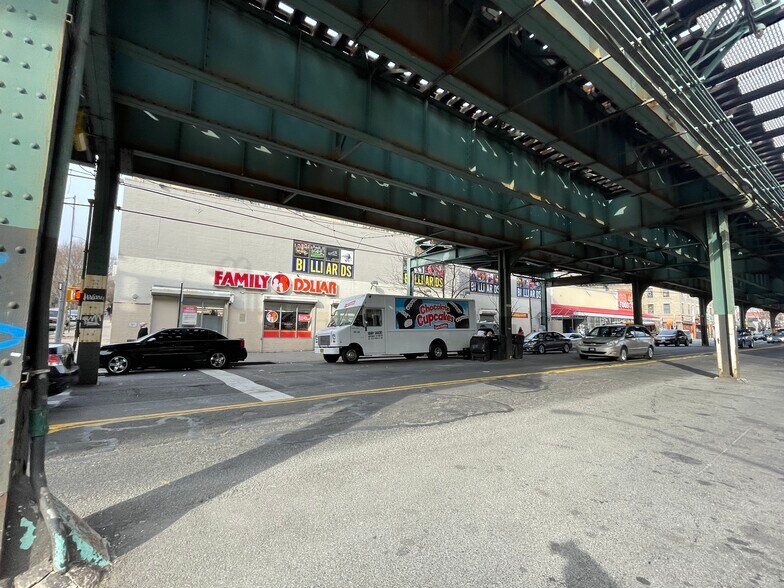 Primary Photo Of 2301 Jerome Ave, Bronx General Retail For Sale
