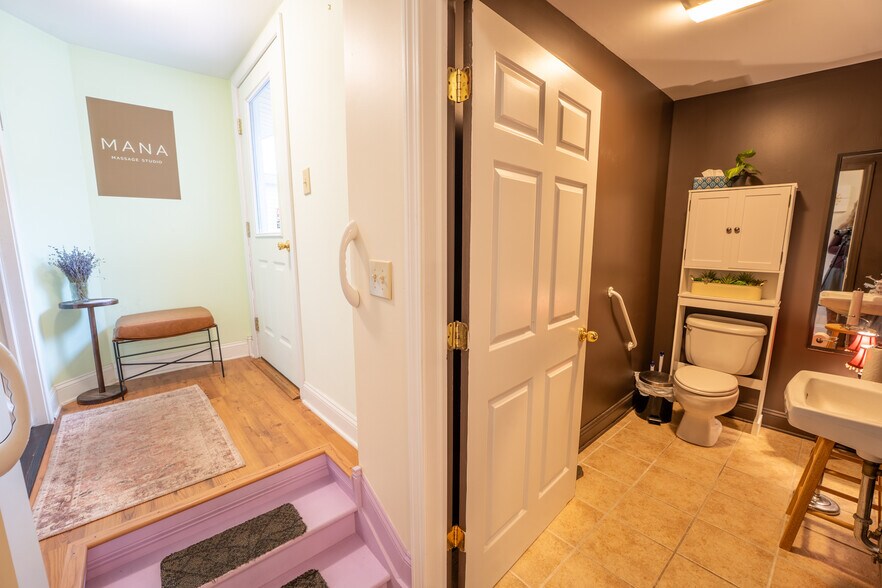 More Photos Of 20 Washington St, Ballston Spa Storefront Retail Office For Sale