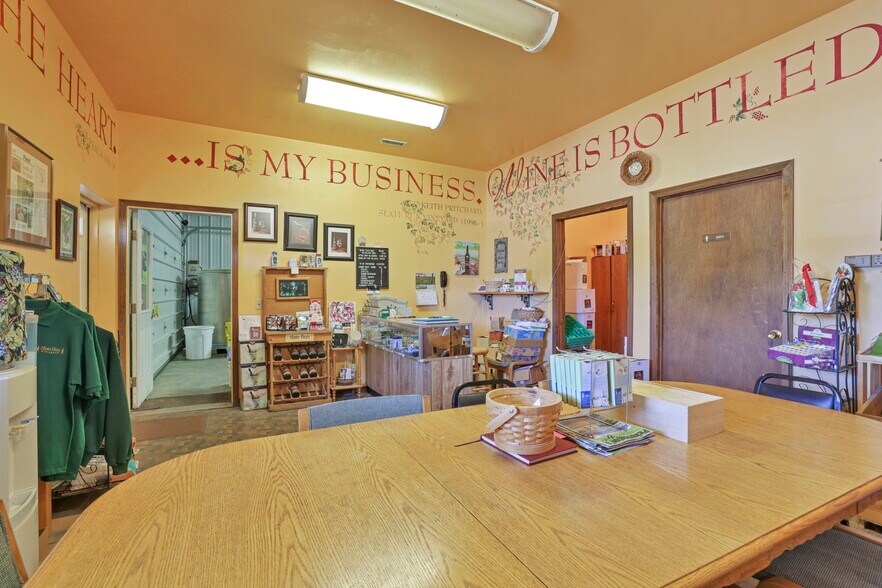 More Photos Of 1900 Winchester Southern Rd, Canal Winchester Winery Vineyard For Sale
