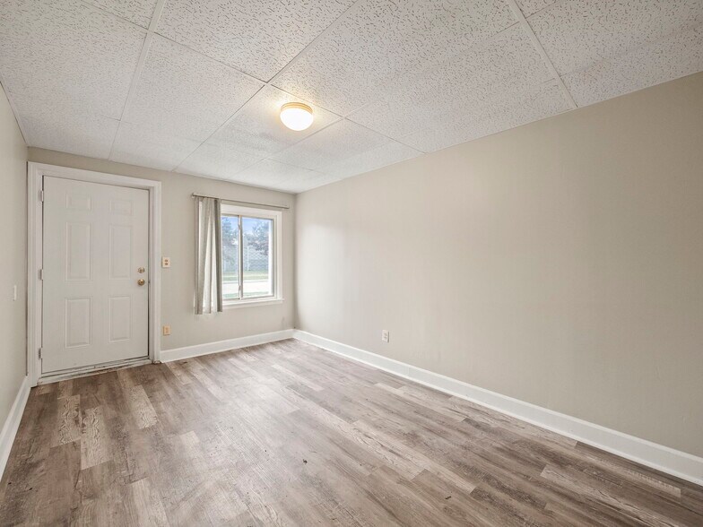 More Photos Of 6735-6819 Ford St, Warren Apartments For Sale