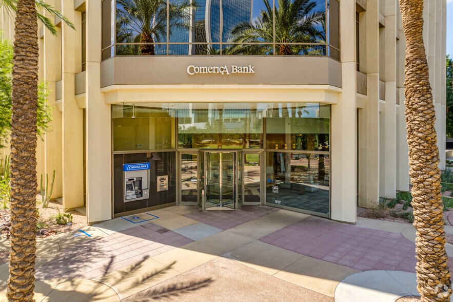 More Photos Of 3200 N Central Ave, Phoenix Office For Lease