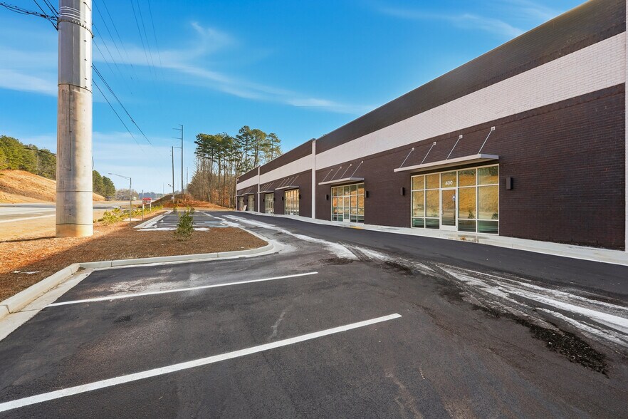 More Photos Of 1901 Peachtree Industrial Blvd, Buford Warehouse For Lease