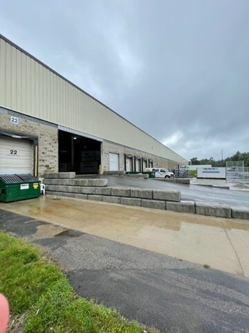 More Photos Of 12 Forge Pky, Franklin Warehouse For Lease