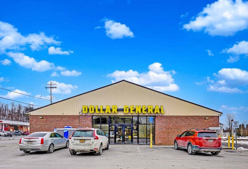 Primary Photo Of 41 W Main St, Fonda Freestanding For Sale