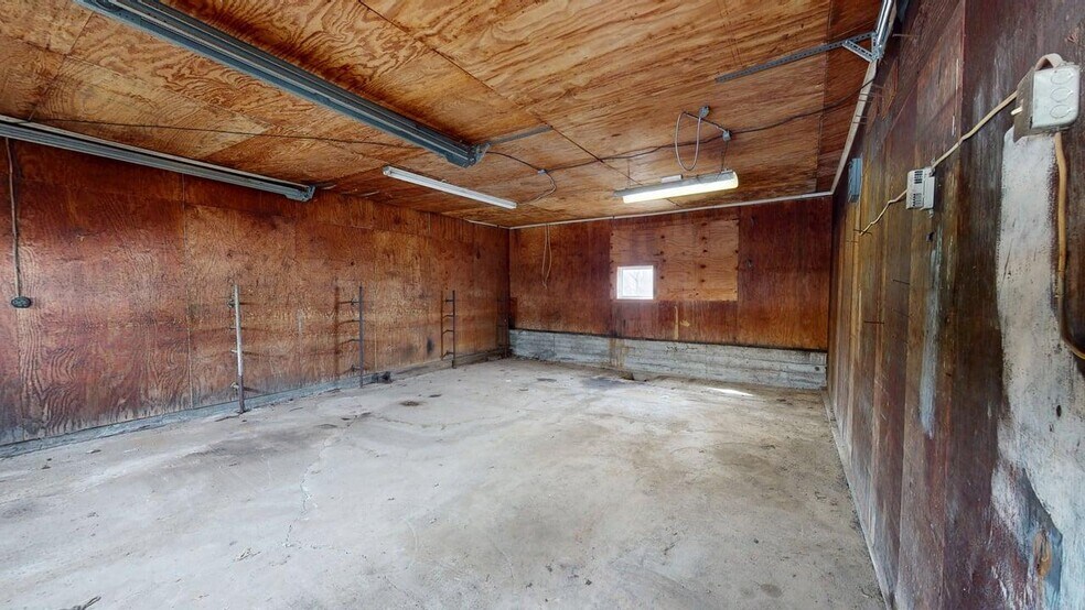 More Photos Of 235 Hunnewell Ave, Pittsfield Office For Sale